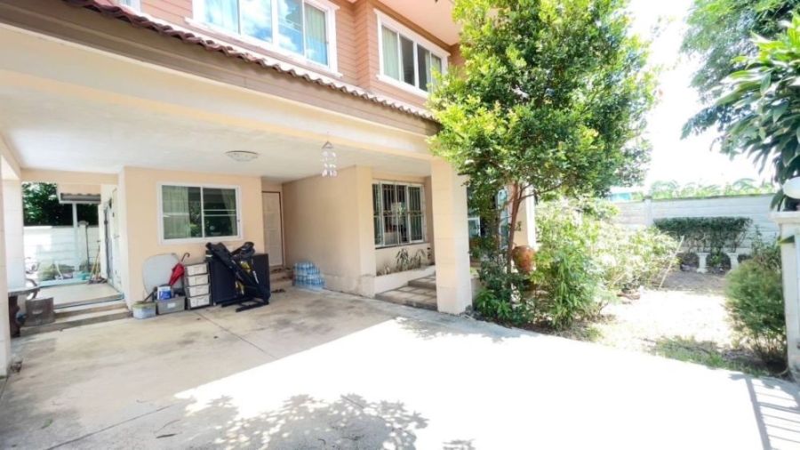 ขายบ้าน - ขายบ้านเดี่ยว 2 ชั้น หมู่บ้านอภิญญาไพรเวชี่ หลังมุม ทำเลดี เดินทางสะดวก