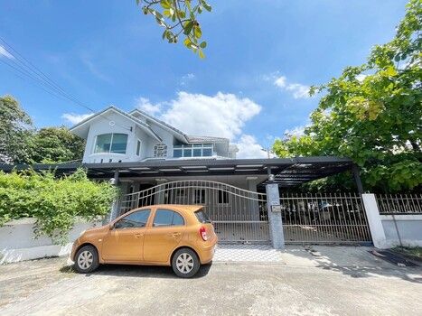 ขายบ้าน - ขายบ้านเดี่ยว 2 ชั้น หมู่บ้านเศรณี ซ.วัดเวฬุวนาราม 18 หลังมุม เนื้อที่ 98.5 ตารางวา 3 ห้องนอน ถนนสรงประภา แขวงทุ่งสองห้อง เขตดอนเมือง