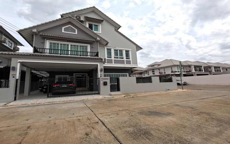 บ้าน - เช่าหรือขาย บ้านอิ่มอัมพร2 ขนาด 66.1 ตรว. หลังมุม โซนสงบเงียบ 3ชั้น ใกล้ Bts และMrt บางหว้า Mrt จรัลและท่าพระ สวยใหม่กริบ ถนนซอยกว้าง ไ