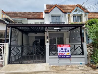 ขายทาวน์เฮาส์ - พูนสินธานี 3 ซอยเคหะร่มเกล้า64 ทาวน์เฮ้าส์ หน้ากว้าง6เมตร กรุงเทพ
