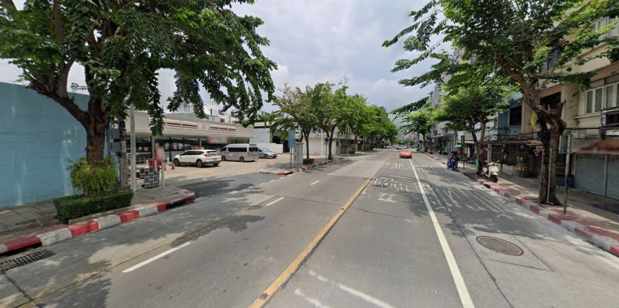 ขายที่ดิน - ขายที่ดินพร้อมสิ่งปลูกสร้าง ในซอยสาธุประดิษฐ์ 15 ใกล้ทางด่วนพระราม 3 !