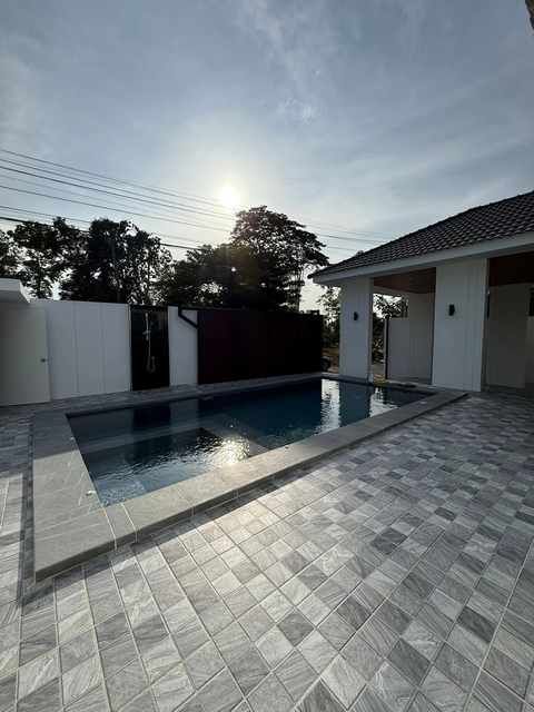 ให้เช่าบ้าน - ให้เช่าบ้านเดี่ยว สระน้ำส่วนตัวใหญ่ ห้วยใหญ่แหล่งชุมชน ไม่แออัด ส่วนตัว สงบมาก