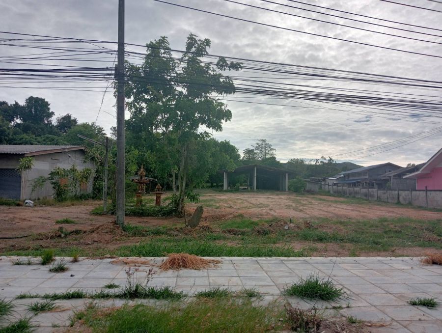 ขายที่ดิน - ขายที่ดินทำเลทอง "ติดถนนสุขุมวิท ใกล้สวนนงนุช พัทยา" 7 ไร่ 40 ตร.ว.เหมาะลงทุนทุกประเภท