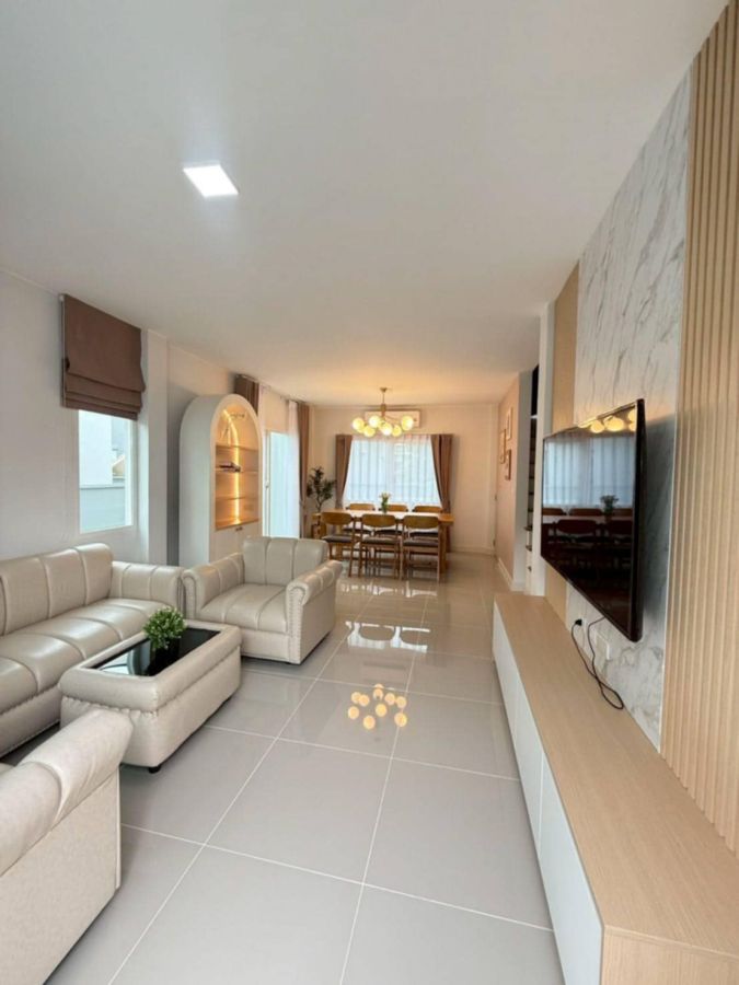 ให้เช่าบ้าน - ให้เช่าบ้านแฝด Grande Pleno Mega Bangna แกรนด์ พลีโน่ เมกา บางนา ขนาด 36 ตรว.