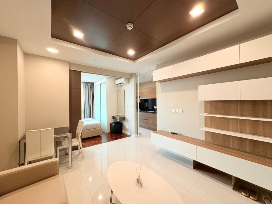 ขายคอนโด - ขายคอนโด 1ห้องนอน 35 ตร.ม. ชั้นที่ 32 โครงการเดอะ เมโทรโพลิส สำโรง ติดสถานีบีทีเอสสำโรง และ สถานีรถไฟฟ้าสายสีเหลือง ยังอยู่ใกล้กับทางด่วนเส้นหลักๆ