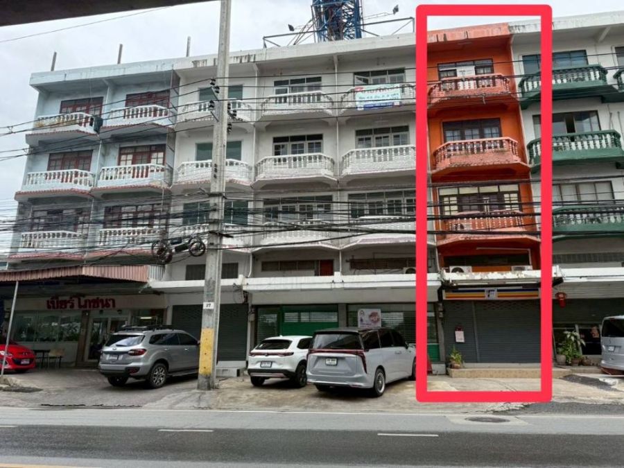 ขายอาคารพาณิชย์ / สำนักงาน - ขายอาคารพาณิชย์ 4 ชั้นครึ่ง ปากซอยแจ้งวัฒนะ11 พร้อมเข้าอยู่ ทำเลดี เดินทางสะดวก ใกล้รถไฟฟ้าสายสีชมพู