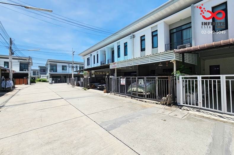 ขายทาวน์เฮาส์ - ขายทาวน์โฮม 2 ชั้น แกรนดิตี้ เบย์ อ่างศิลา ชลบุรี ใกล้เซ็นทรัลชลบุรี พร้อมอยู่