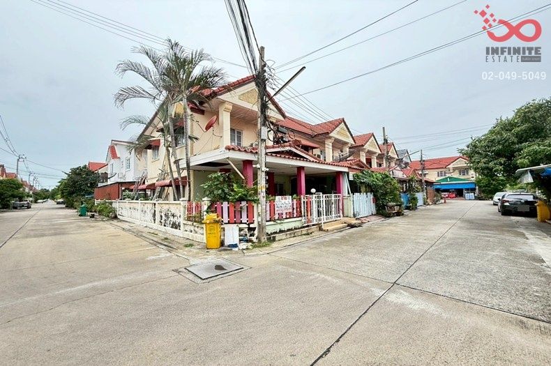 ขายทาวน์เฮาส์ - ขายทาวน์เฮาส์หลังมุม ลภาวัน 12 บางบัวทอง 27ตรว.ต่ำกว่าราคาตลาด