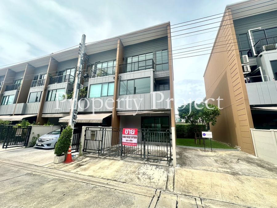 ขายทาวน์เฮาส์ - ขาย ทาวน์โฮม 3 ชั้น บ้านกลางเมือง สุขุมวิท-อ่อนนุช สภาพมือ1 ไม่เคยเข้าอยู่