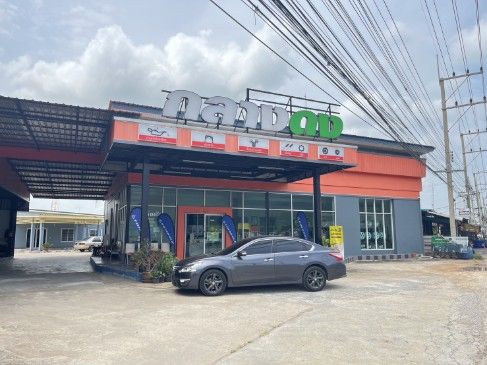 ขายอาคารพาณิชย์ / สำนักงาน - ขายบ้านพร้อมกิจการอู่ซ่อมรถยนต์กลางดงปากช่องจังหวัดนครราชสีมา ขนาดที่ดิน 1- 65 ไร่