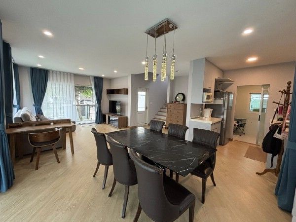 ให้เช่าบ้าน - ให้เช่าบ้านเดี่ยวรีโนเวทใหม่ย่านประเวศ โครงการหรูมัณฑนา อ่อนนุช-วงแหวน 2 ประเวศ เขตประเวศ กรุงเทพ