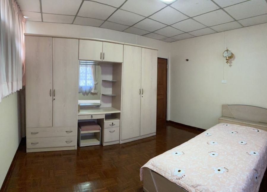 ขายบ้าน - ขายถูกมาก!! บ้านเดี่ยว 2 ชั้น ม.เกื้อกูลนิเวศน์ ติดถนนติวานนท์-ปากเกร็ด นนทบุรี ใกล้รถไฟฟ้าสายสีชมพู 1 นาที