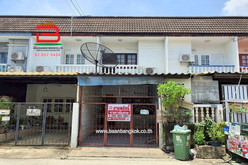 ขายทาวน์เฮาส์ - ทาวน์เฮาส์ หมู่บ้าน สินทรัพย์นคร เนื้อที่ 18 ตรว. ซอยเทพรักษ์ 20 แขวงคลองถนน เขตบางเขน
