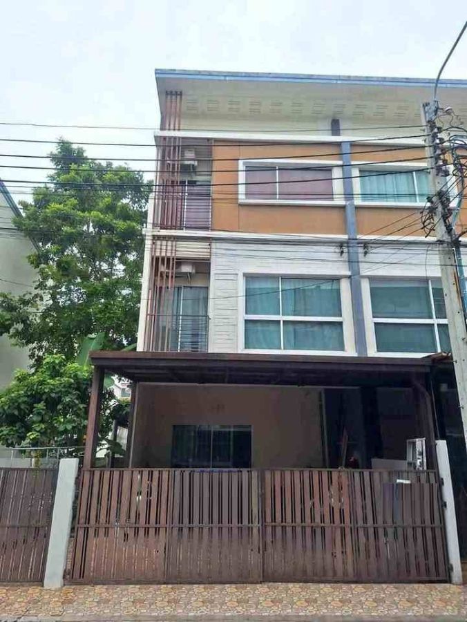 ให้เช่าทาวน์เฮาส์ - ให้เช่าทาวน์เฮ้าส์ 3 ชั้น โครงการวิลเลตซิตี้ ซอยพัฒนาการ32