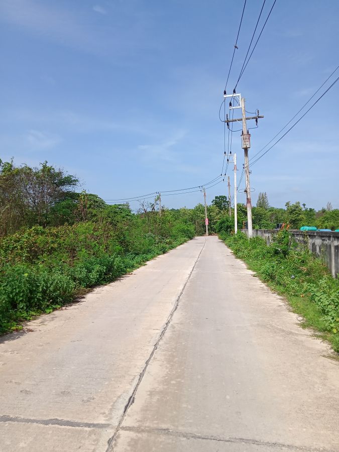 ขายที่ดิน - ขายที่ดินโฉนดรวม 102 ไร่ 2 งาน ติดทางหลวง 3218 ผังแปลงสวย ทําเลดี เหมาะทําอสังหาฯ