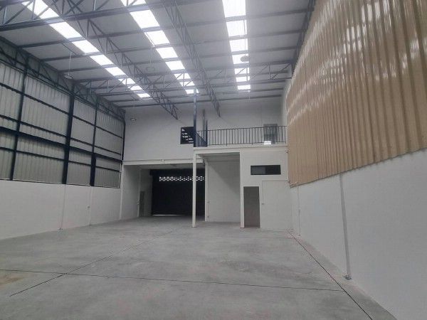 ให้เช่าโรงงาน / โกดัง - ให้เช่าโกดังพร้อมออฟฟิศสร้างใหม่ย่านถนนโพธิ์แก้ว3 พื้นที่ใช้สอย 300 ตรม. พิกัดลาดพร้าว 101