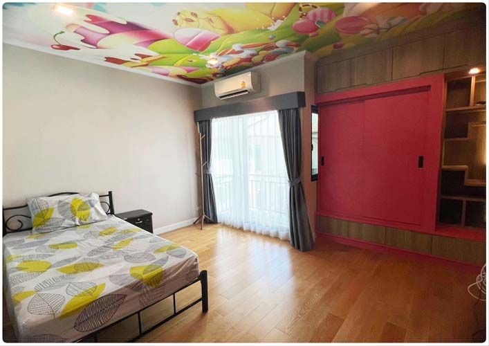 ขายบ้าน - บ้าน 3 ชั้น 68.4 ตร.วา ศุภาลัย เอสเซ้นส์ สวนหลวง ขายขาดทุน