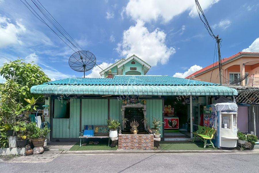 ขายบ้าน - บ้านแฝดสร้างเอง 2 ชั้น 48.5 ตร.ว.ซอยเทิดราชัน 25 ทำเลดีใกล้สนามบินดอนเมือง