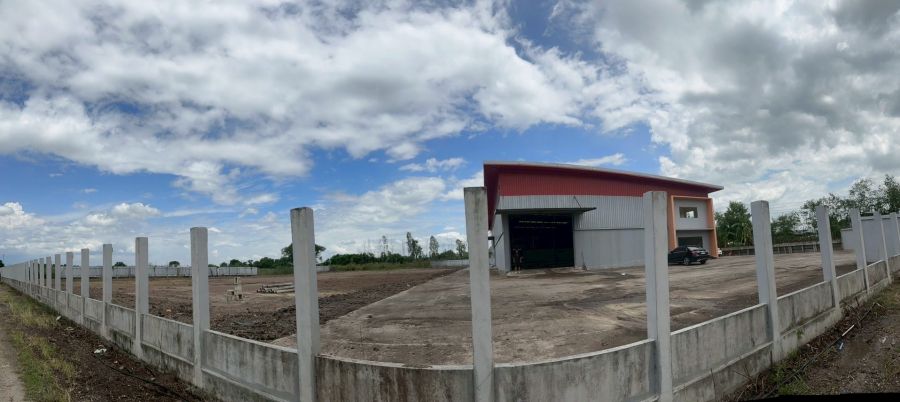 ขายที่ดิน - ขายที่ดินพร้อมสิ่งปลูกสร้าง โกดังโรงงาน อำเภอไทรน้อย นนทบุรี เนื้อที่ 6 ไร่ (2โฉนด) ราคาดีต่อรองได้