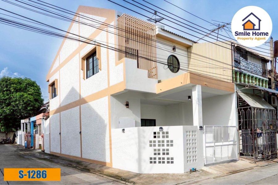 ขายทาวน์เฮาส์ - ขายบ้านหมู่บ้านสมใจวิลเลจ ซ.เฉลิมพระเกียรติ ร.9 ซ.30 แยก 14 (หลังวัดทุ่งลานนา)