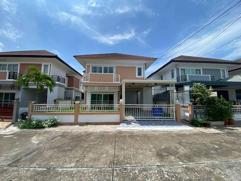 ขายบ้าน - ขายบ้านสวยศรีราชา รีโนเวทใหม่ โครงการธารดารา ทำเลดี แหล่งชุมชน