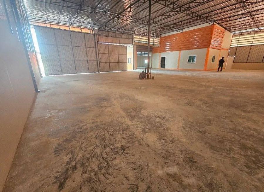 ให้เช่าโรงงาน / โกดัง - ให้เช่าโกดัง ประชาอุทิศ สุขสวัสดิ์ กรุงเทพ ขนาด 650 ตรม