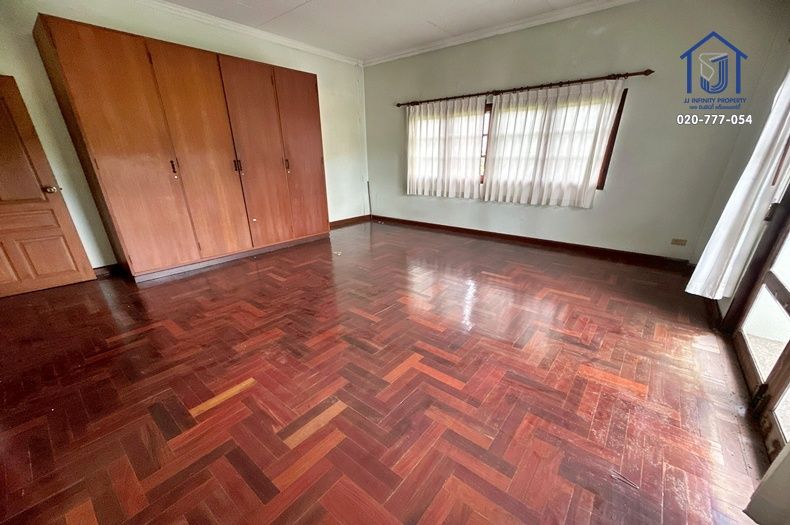 ขายบ้าน - ขายบ้านเดี่ยว2 ชั้น หมู่บ้านเมืองเอก โครงการ4 ถนนเอกทักษิณ ซอยพหลโยธิน87 ติดอาร์เอสยู วิสต้า กอล์ฟคอร์ส