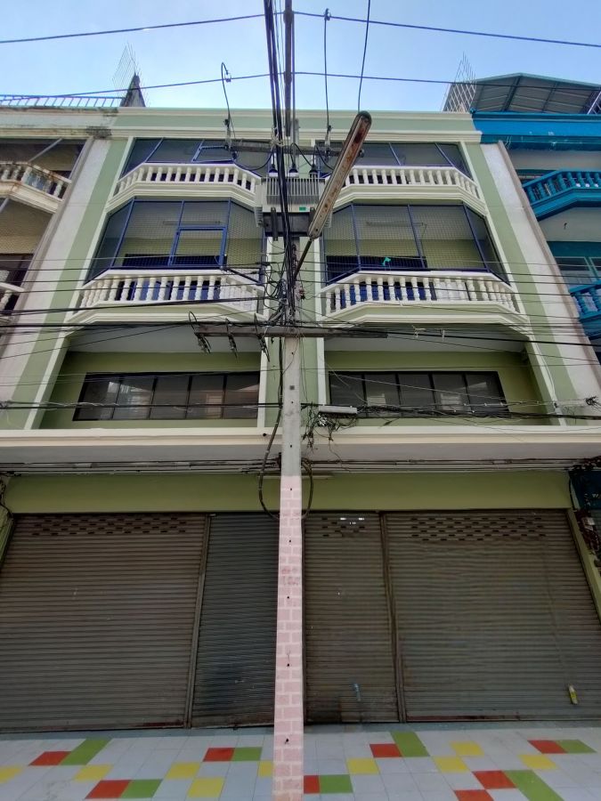 ขายทาวน์เฮาส์ - เจ้าของขายเองอาคารพาณิชย์ 3.5 ชั้น 2 คูหา ติดนิคมนวนคร ทำเลค้าขาย เหมาะลงทุน