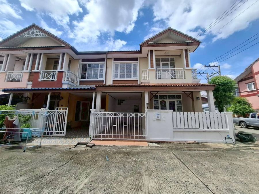 ขายทาวน์เฮาส์ - ขายบ้าน 2 ชั้น หลังมุม บ้านฟ้ารังสิตคลอง2 ซอยรังสิต-นครนายก65