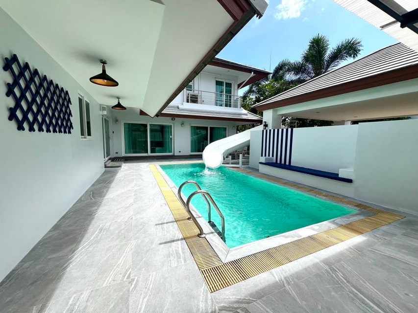 ให้เช่าบ้าน - ขาย Seabreeze Pool Villa Pattaya หมู่บ้านติดทะเล 3 ห้องนอน