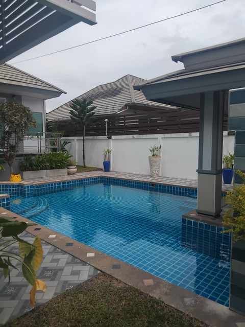 ให้เช่าบ้าน - ให้เช่าบ้านเดี่ยว พร้อมสระว่ายน้ำ หมู่บ้านเปี่ยมมงคล ห้วยใหญ่