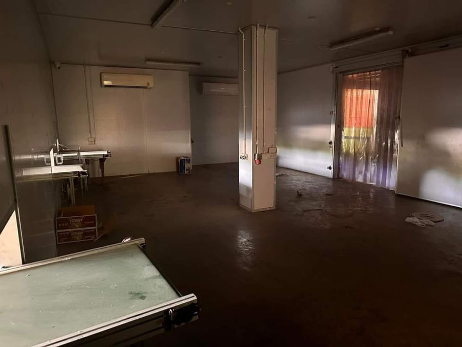 ให้เช่าโรงงาน / โกดัง - ให้เช่าโรงงานโกดังสภาพดีมีห้องเย็นจังหวัดนครปฐม วันดอนขนาก เนื้อที่ 3200 ตรม.