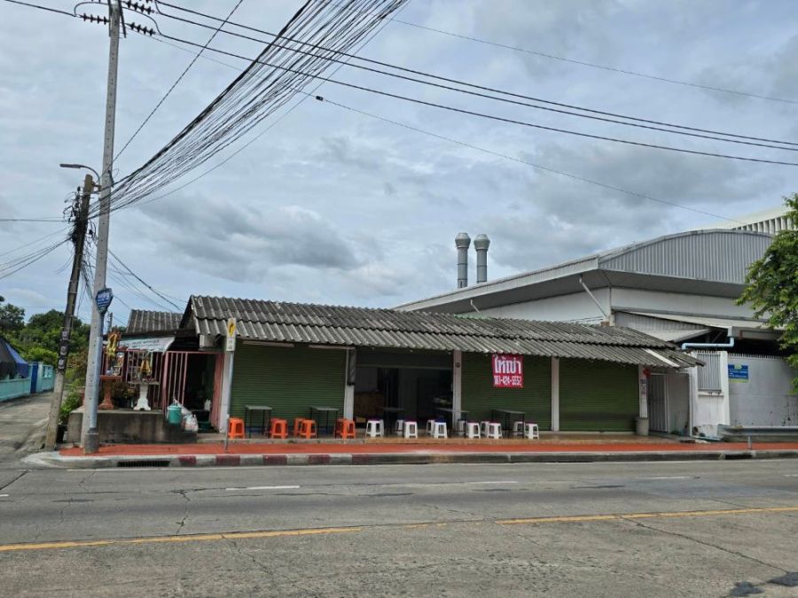 ให้เช่าที่ดิน - ให้เช่าพื้นที่ร้านค้า มี 4 ห้อง ขนาดรวม 100 ตรว. ติดถนนคลองลำเจียก ใกล้รร. เลิศหล้าเกษตรนวมินทร์