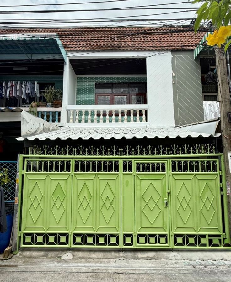 ขายทาวน์เฮาส์ - ขายทาวน์เฮาส์ 2 ชั้น ราคาถูก เพชรเกษม 54 แยก 4 ขนาด 17 ตร.ว. ใกล้MRT ภาษีเจริญ ซีคอน บางแค