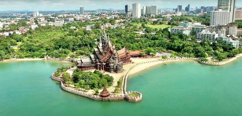 ขายที่ดิน - ขายที่ดินนาเกลือ พัทยา แปลงงาม ทำเลทอง ติดหาดวงศ์อมาตย์