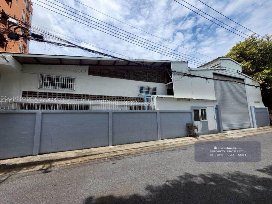 ให้เช่าโรงงาน / โกดัง - ให้เช่าโกดัง/ออฟฟิศ รัชดา สุทธิสาร เขตห้วยขวาง กรุงเทพฯ พื้นที่ 374 ตร.ม.