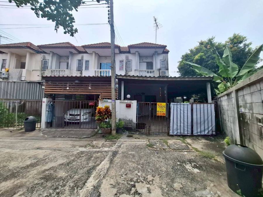 ขายทาวน์เฮาส์ - ขายบ้าน 2 ชั้น หลังริม หมู่บ้านกฤษณา 2 สามโคก ปทุมธานี