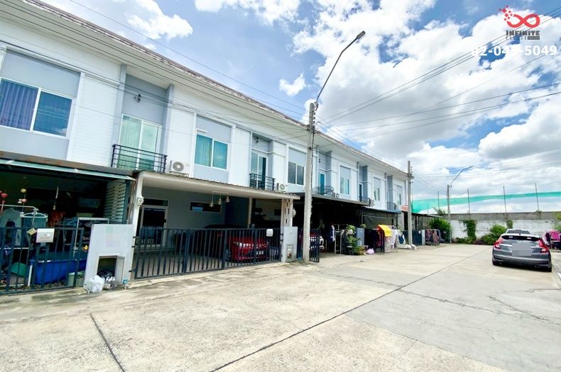 ขายทาวน์เฮาส์ - ขายทาวน์เฮาส์ 2 ชั้น คาซ่า ซิตี้ วัชรพล เพิ่มสิน 21.2 ตร.วา ใกล้ทางด่วน รถไฟฟ้า