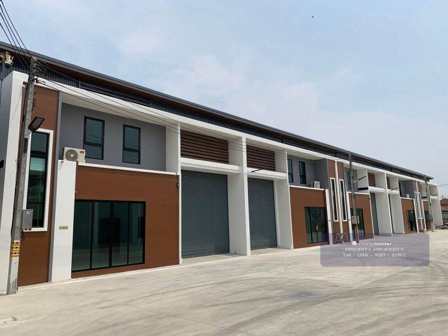 ให้เช่าโรงงาน / โกดัง - ให้เช่าโกดัง/ออฟฟิศ คลอง 3 ต.ลาดสวาย อ.ลำลูกกา ปทุมธานี พื้นที่ 403 ตร.ม.