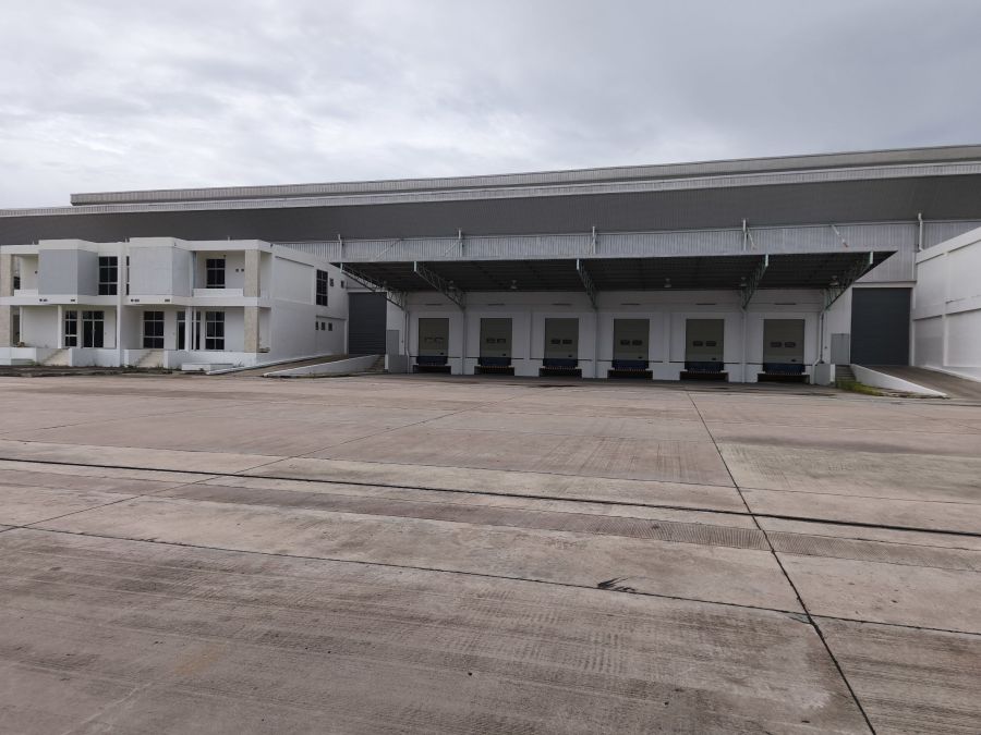 ให้เช่าโรงงาน / โกดัง - คลังสินค้า โรงงาน โกดัง ให้เช่า พื้นที่สีเหลือง พื้นที่ 5800 ตรม ราคา 145 ศรีราชา ชลบุรี