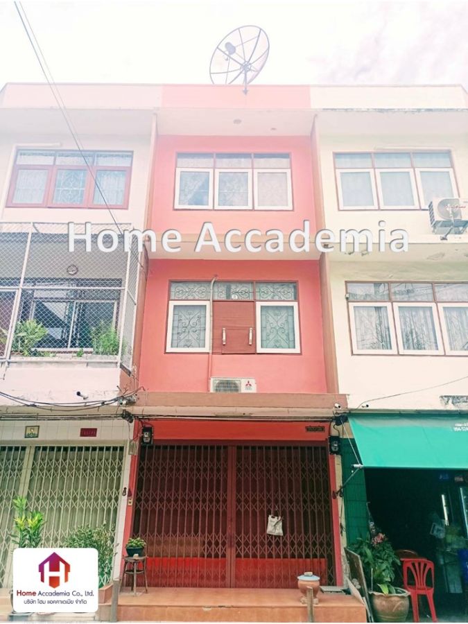 ขายอาคารพาณิชย์ / สำนักงาน - ขายด่วน อาคารพาณิชย์ 3 ชั้น 12 ตารางวา ถนนสาธุประดิษฐ์ แขวงช่องนนทรี เขตยานาวา กรุงเทพฯ