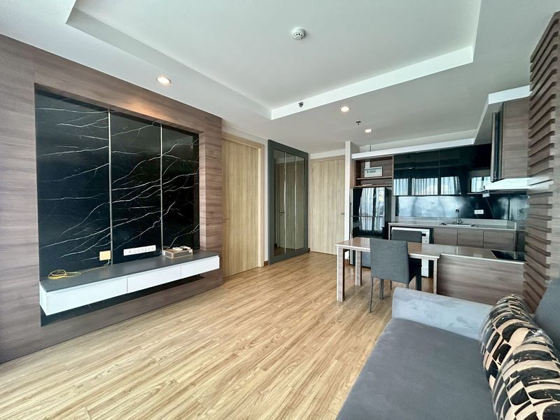 ให้เช่าคอนโด - ให้เช่าคอนโดหรู ห้องสวย พร้อมเข้าอยู่ ลัดดาพลัส ศรีราชา