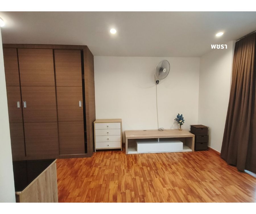 ทาวน์เฮาส์ - ขายและเช่า ทาวน์โฮม 3 ชั้น เดอะไพรเวท สุขุมวิท บางจาก The Private Sukhumvit - Bangchak ห้องมุมมีความเป็นส่วนตัว