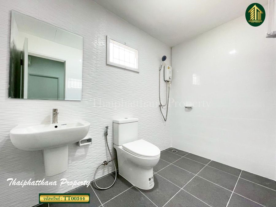 ขายทาวน์เฮาส์ - ทาวน์เฮ้าส์รีโนเวทใหม่ หมู่บ้านพฤกษา 116 รังสิต-คลองหก ใกล้มหาวิทยาลัยราชมงคล ธัญบุรี