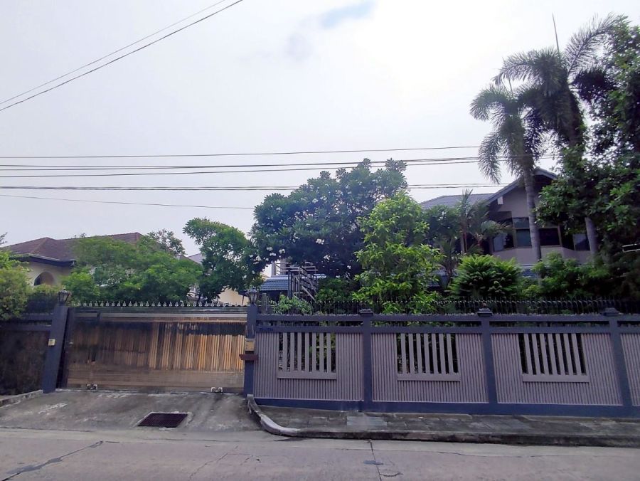 ขายบ้าน - ขายบ้านเดี่ยวสัมมากร รามคำแหง 112 ซอย48 ถนน รามคำแหง แขวงสะพานสูง เขตบึงกุ่ม กรุงเทพมหานคร 10240