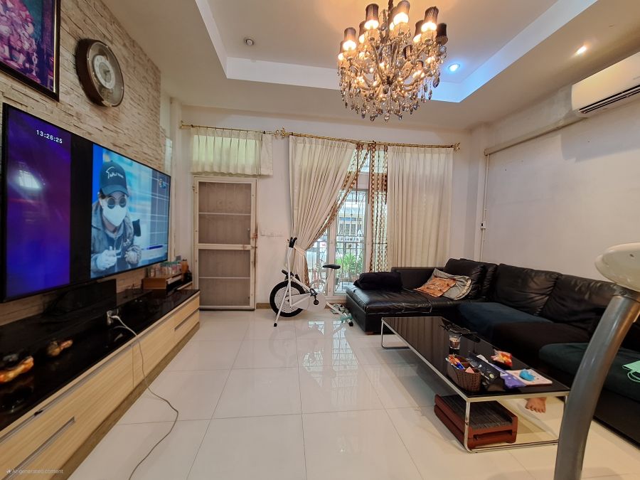 ขายทาวน์เฮาส์ - ขายทาวน์โฮม 3 ชั้น พื้นที่ 28.8ตร.ว. หมู่บ้านศิรินโฮม ถ.ลาดพร้าว 101 แยก42 คลองจั่น บางกะปิ กทม.