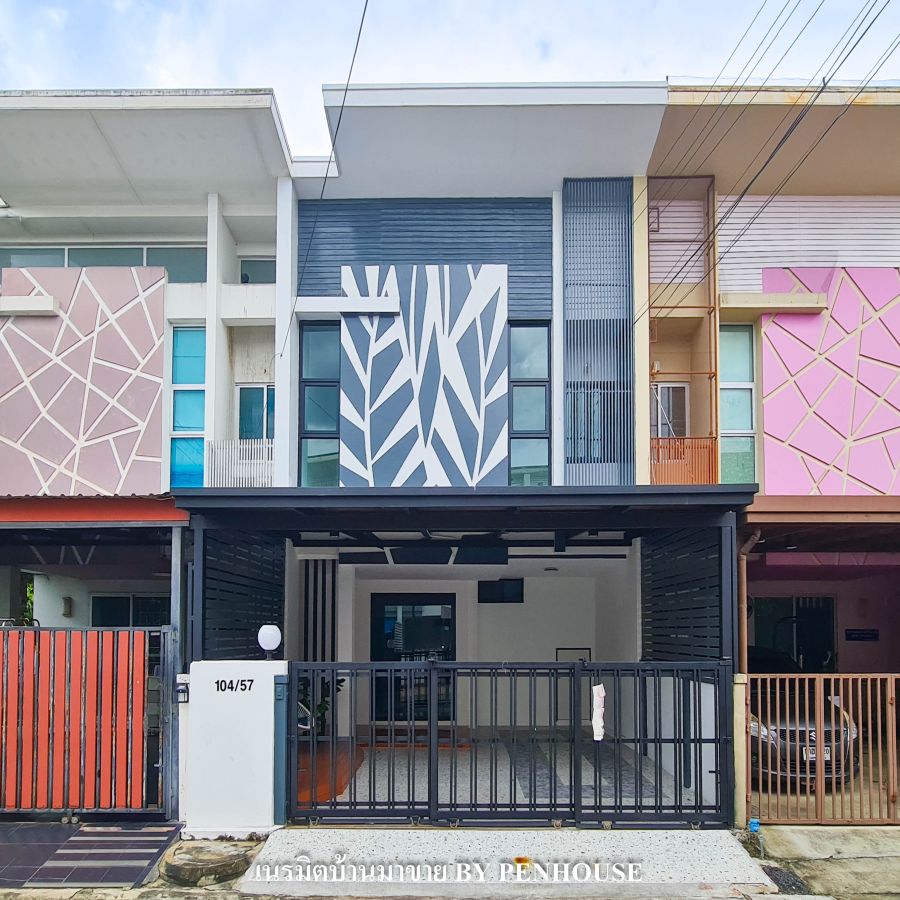 ขายบ้าน - ขาย ทาวน์เฮ้าส์ 2ชั้น 4ห้องนอน ใกล้ซาฟารีเวิลด์ มบ.ไอดีไซน์ ถ.เลียบคลองสอง รีโนเวทใหม่ พร้อมอยู่