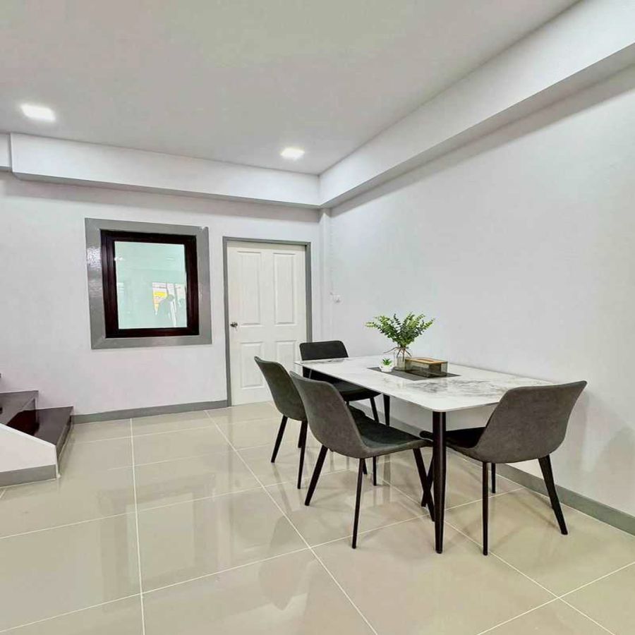 ขายทาวน์เฮาส์ - ขายทาวน์เฮ้าส์ เนื้อที่ 29.9 ตร.ว ม.เปี่ยมสุข ซอยวัดกู้ รีโนเวทใหม่ ฟรีค่าโอนภาษีอากร