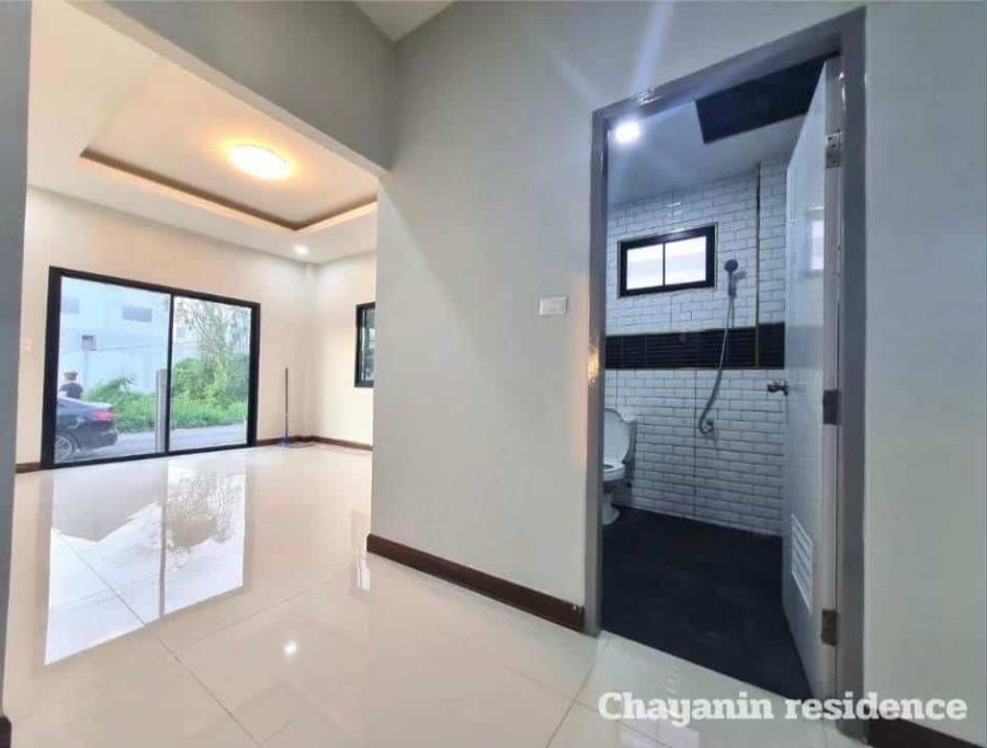 ขายบ้าน - บ้านสร้างใหม่ สไตล์โมเดิร์น ไม่มีค่าส่วนกลาง โปรโมชั่น 3.39ลบ. เท่านั้น จำนวนจำกัด ซอยบงกช34 รังสิต-คลองสอง