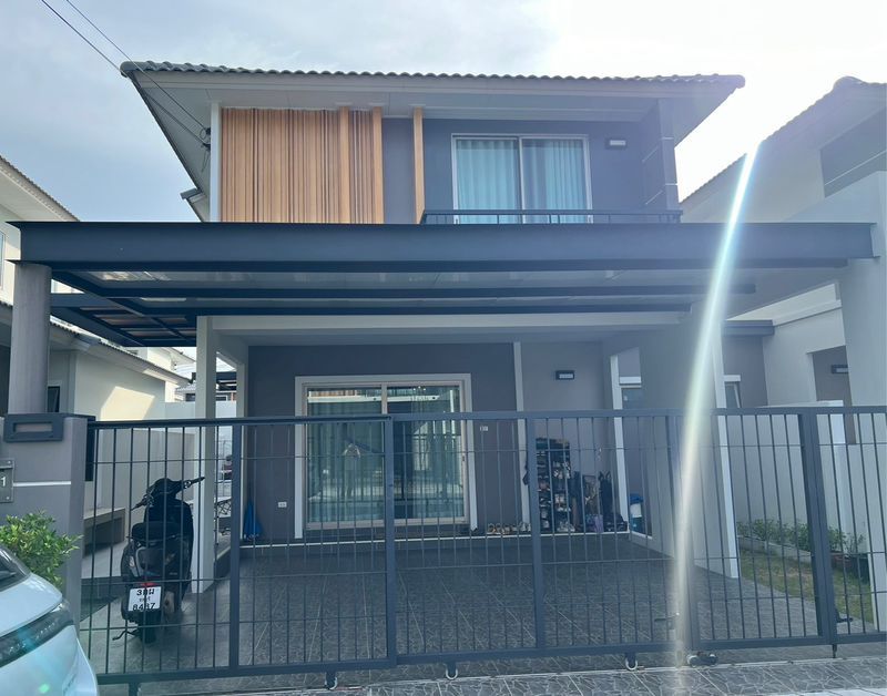 ขายบ้าน - ขายบ้านแฝด โครงการ มบ.ไลฟ์ อิน เดอะ การ์เด้น โรงโป๊ะ บางละมุง ชลบุรี